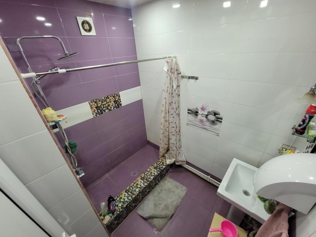 Karson Guest House And Tours Yerevan Bagian luar foto